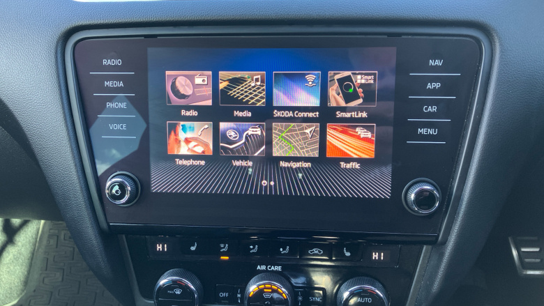 Skoda Octavia 2.0 TSI vRS 5dr DSG Petrol Hatchback